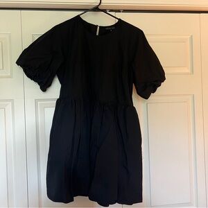 English factory Black Puff short Sleeve Dress size medium